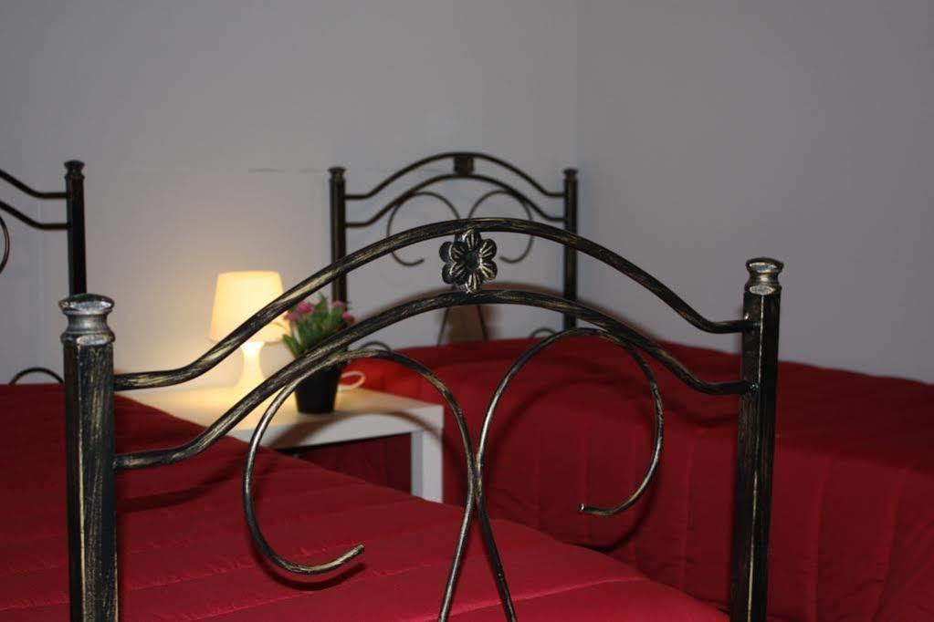Tra L'Etna E Il Mare B&B CTA Exterior photo